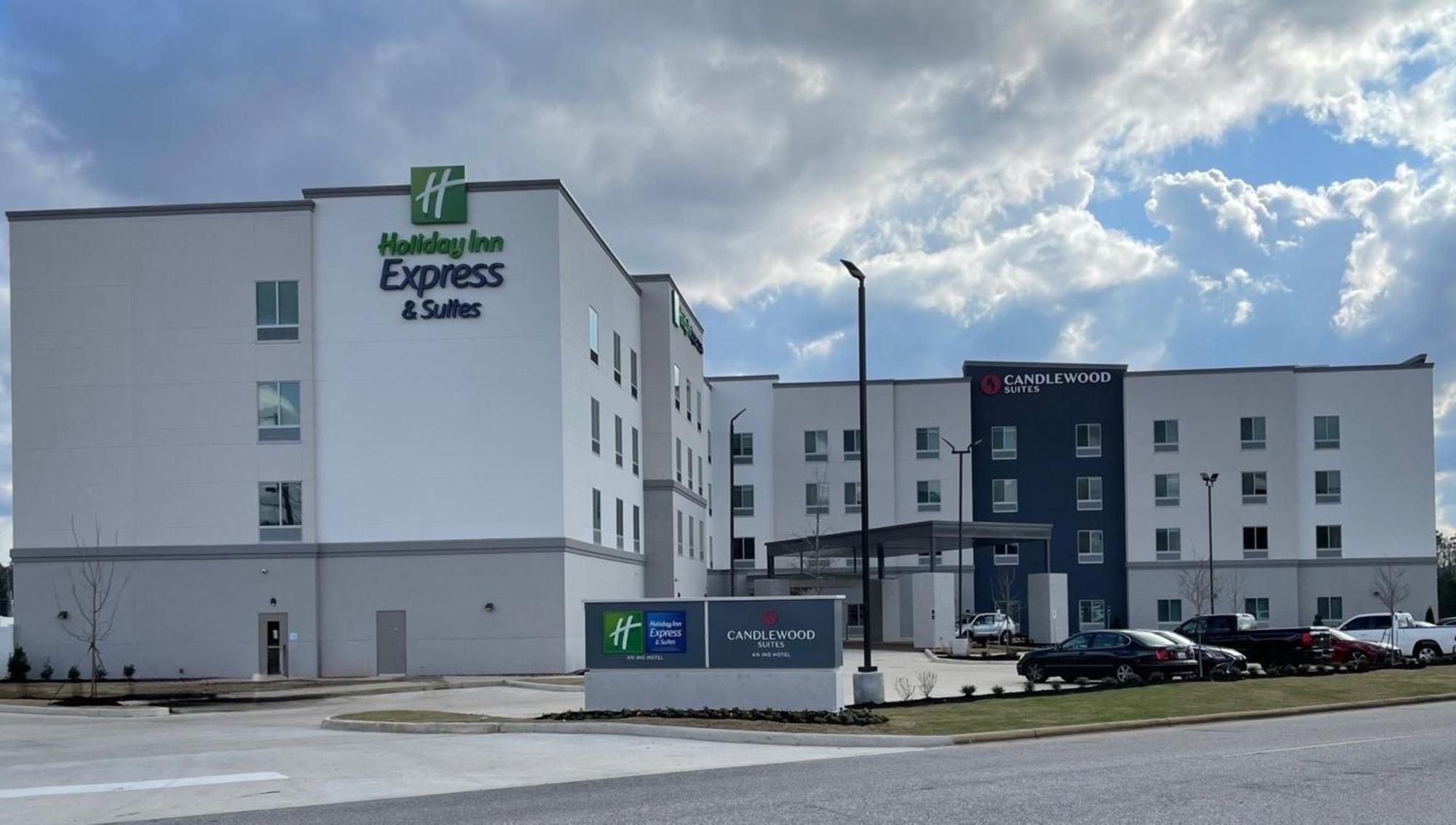 Holiday Inn Express & Suites Bessemer - Birmingham Sw By Ihg Eksteriør billede