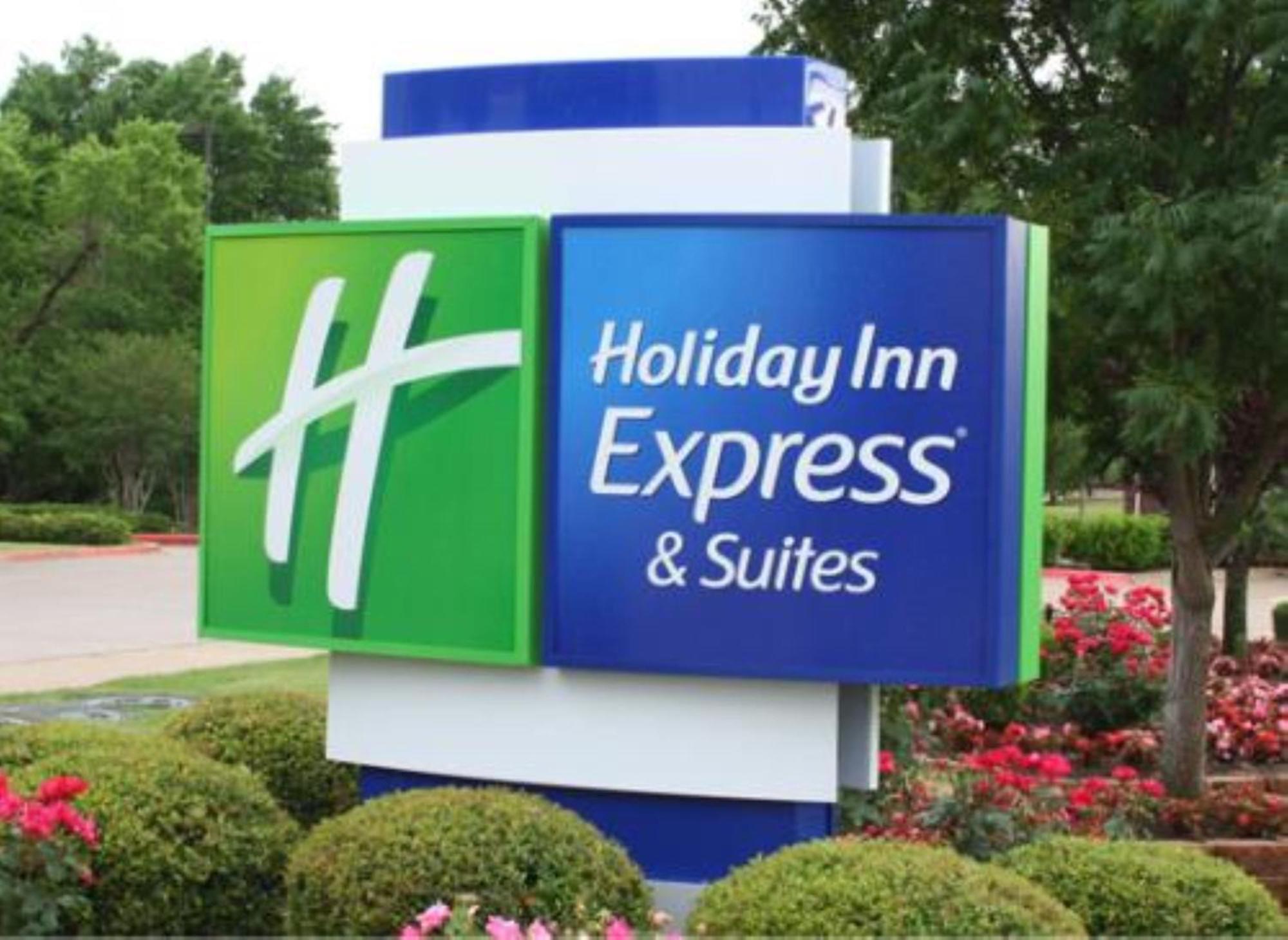 Holiday Inn Express & Suites Bessemer - Birmingham Sw By Ihg Eksteriør billede